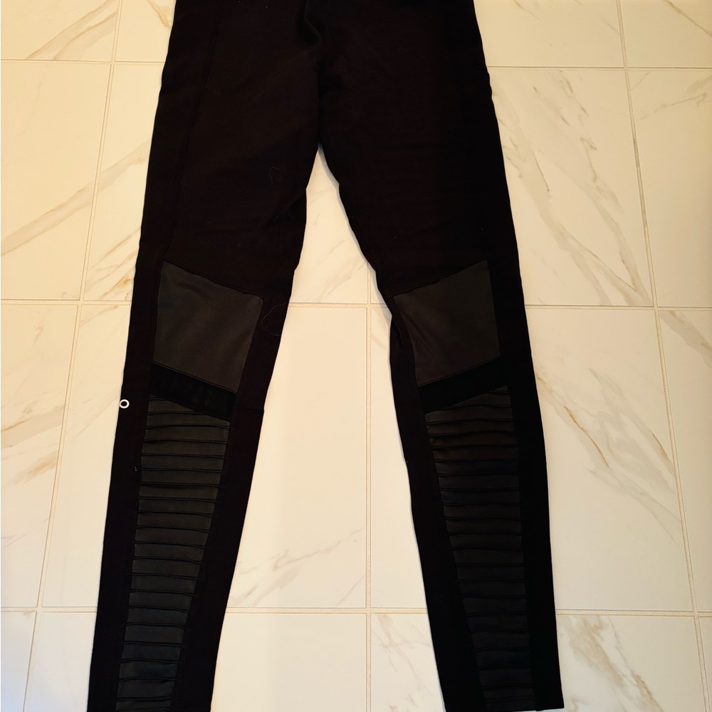ALO Yoga Moto Black Leggings